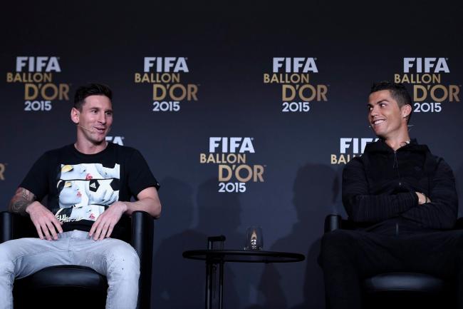 【tin bóng đá mới nhất】Người hâm mộ đang bàn tán sôi nổi về việc Messi và Ronaldo không thể trở thành ứng cử viên cho Quả bóng vàng: Cảm giác thật kỳ lạ; thời đại của Messi và Ronaldo là vĩnh cửu