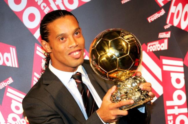 Roncero: Messi không có ma lực như Ronaldinho ở thời kỳ đỉnh cao. Anh không đến Real Madrid vì không muốn đợi thêm một năm nữa.