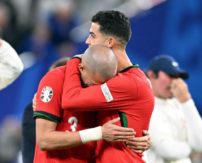 Gao Lin: Tôi nghĩ Ronaldo và Messi sẽ xuất hiện ở World Cup sau 2 năm nữa Tuổi tác không phải là giới hạn.